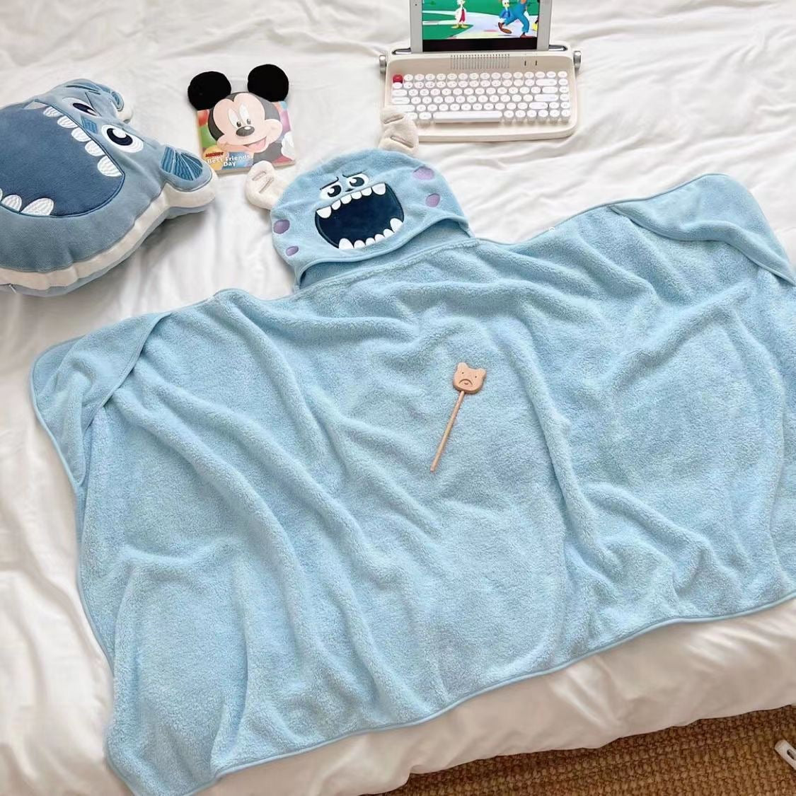 Kids hooded towel